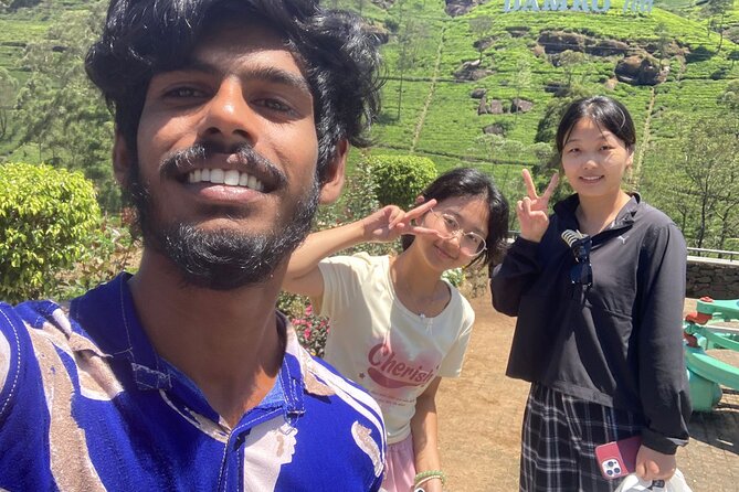 8 Days Sri Lanka Private Round Tour - Day 5: Ella’s Nine Arches Bridge, Little Adam’s Peak, and Rawana Falls