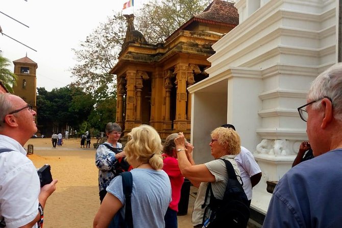 Airport Layover Colombo City tour - The religious landmark mix: Why it’s more than a checklist