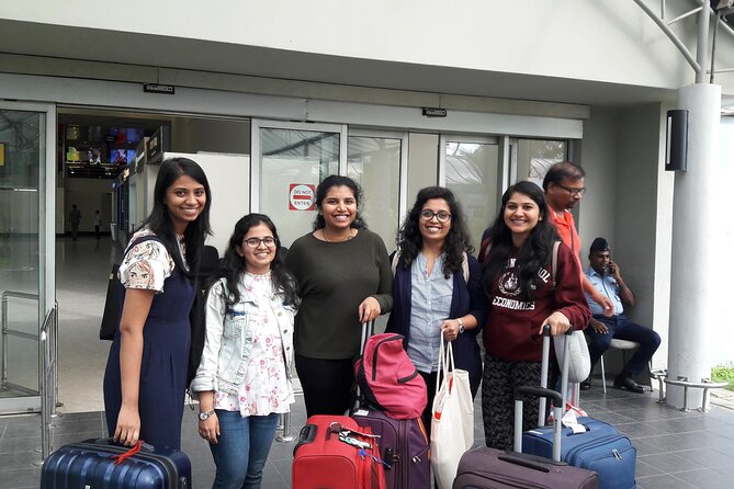 Airport to Negombo Hotel Transfer / Taxi (Airport Transfer) - Airport to Negombo in Real Life: Fast, Direct, and Low-Stress