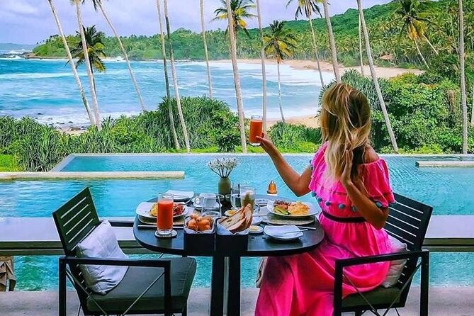 Budget Tours Sri Lanka with 7 Nights accommodation - Day 3: Peradeniya Royal Botanical Gardens and tea-country basics in Nuwara Eliya