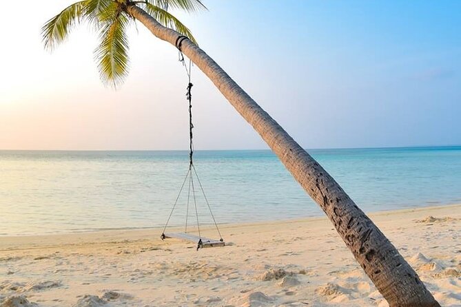 Budget Tours Sri Lanka with 7 Nights accommodation - Day 6: Mirissa downtime, Hummanaya Blowhole, and a calmer beach evening