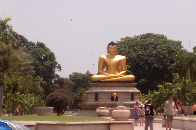 Colombo City Day Tour - Galle Face Green: a sea-breeze reset between landmarks