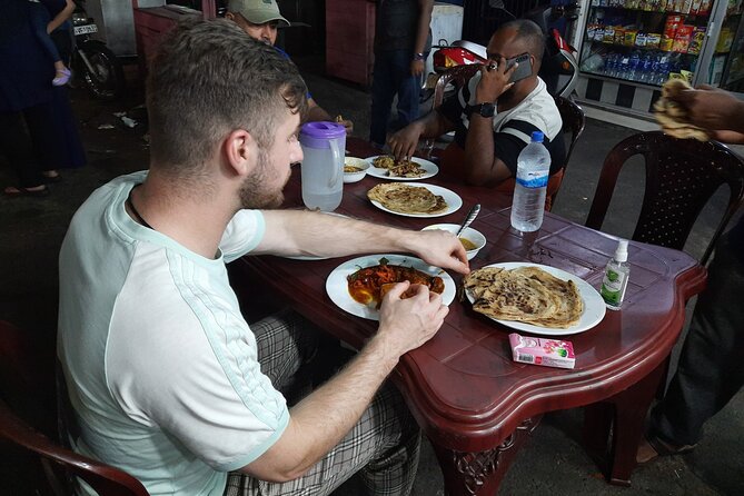 Colombo City Highlights by Tuk Tuk – All-Inclusive Adventure - The Guides and Drivers: What Good Service Looks Like Here