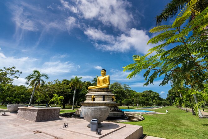 Colombo city tour by car ( Private ) - The day starts at 9:00 am and stays flexible