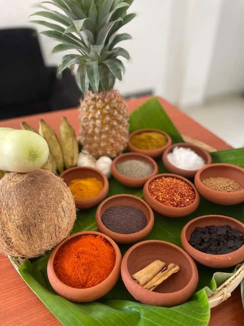 Colombo Cooking Experiance with Explore Market - Inside the Cooking Class: Hands-On Sri Lankan Techniques in a Home Kitchen