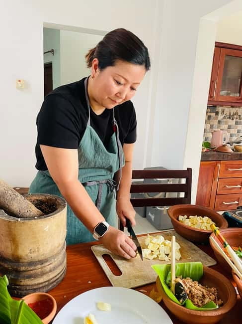 Colombo Cooking Experiance with Explore Market - The Meal You Cook: Sri Lankan Dishes With Lion Beer or Juice