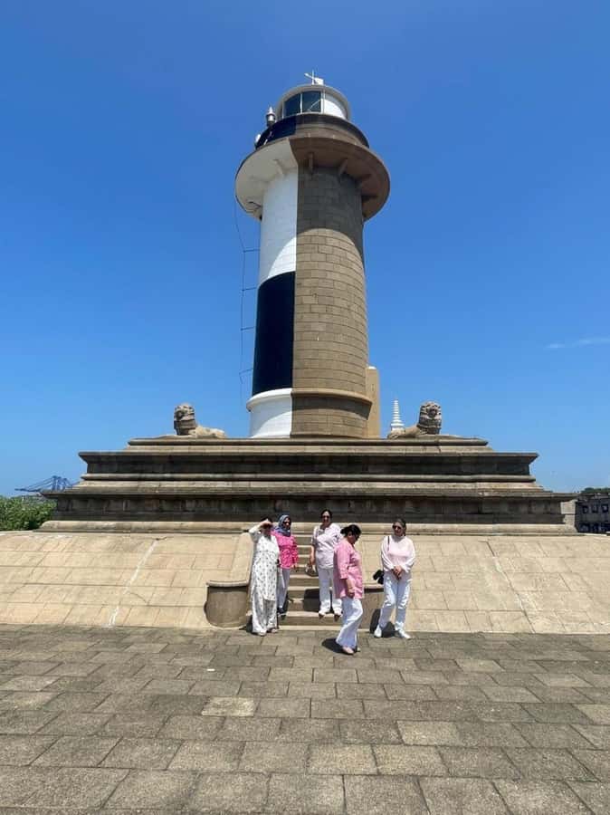 Colombo: Guided City Tour with Entry Tickets - Jami Ul-Alfar Mosque and Gangaramaya Temple: a real religious circuit