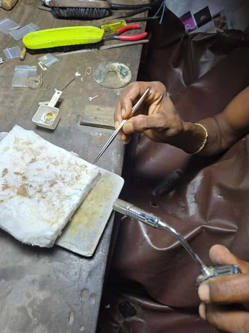 Colombo: Jewelry Workshop Experience 3-6 Hours-Free Jewelry - The hands-on techniques you’ll practice: setting, polishing, and sketching