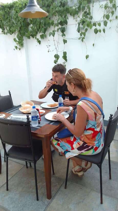 Colombo Local Food Tour by Tuk Tuk – All Inclusive - Rolling views: Galle Face Green, Pettah Market, and Lotus Tower