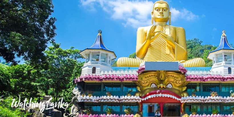 Colombo/Negombo to Sigiriya, Dambulla & Jeep Safari Day Tour - Climbing Sigiriya Lion Rock: the fortress, the views, and the hard part