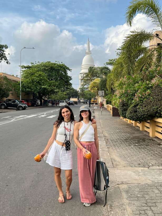 Colombo: Private City Tour with Local Food Tour by Tuk-Tuk - City Shopping and Market Time: When the Tour Becomes Yours