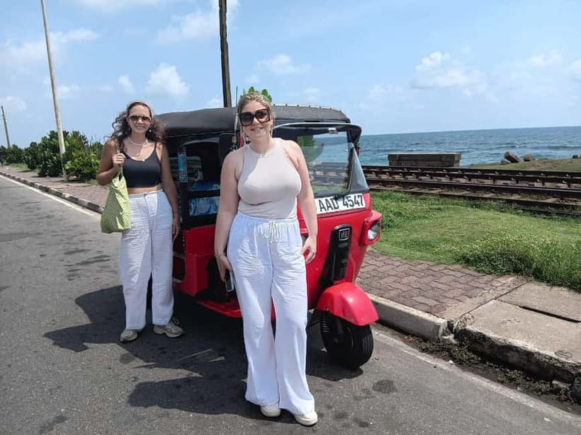Colombo: Private City Tour with Local Food Tour by Tuk-Tuk - Pickup, Timing, and How the 3-Hour Rhythm Feels