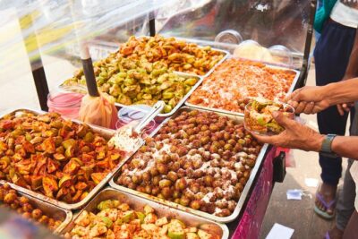 COLOMBO PRIVATE CITY TOUR WITH street food( All inclusive ) - Pettah Market and the Red Mosque: spices, coconut, and that first big smell