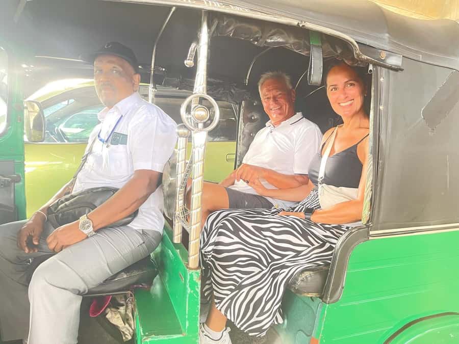 Colombo: Private Guided Tour of the City by Tuk-Tuk - Key highlights worth choosing this tour for