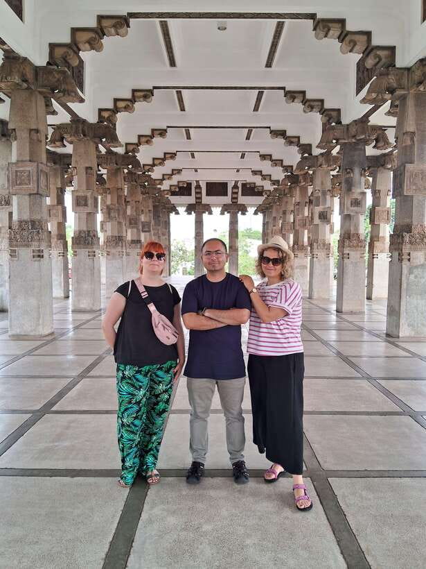 Colombo: Private Guided Tuk Tuk City Tour with Hotel Pickup - The Old Town hits: clock tower, Dutch Hospital, and Old Town Hall