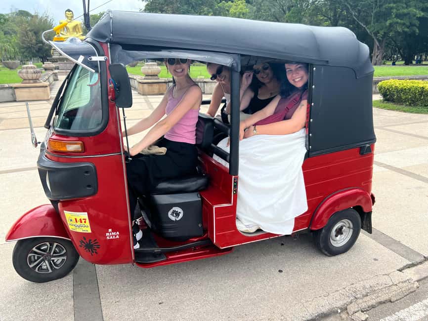 Colombo: Private Tuk-Tuk City Tour with All Entry Fees - Why a 4-Hour Colombo Tuk-Tuk Tour Works