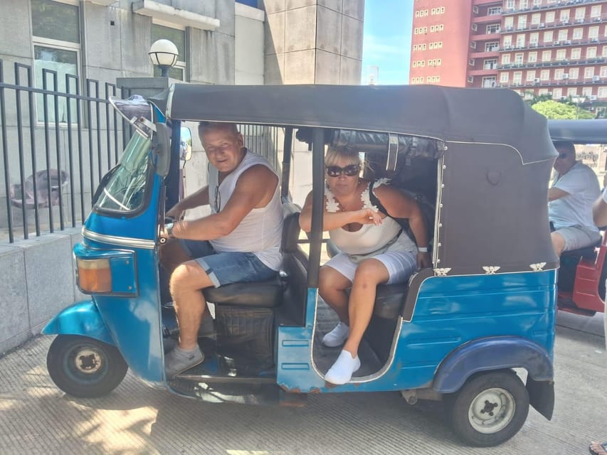Colombo: Private Tuk-Tuk City Tour with All Entry Fees - Independence Memorial Hall and Galle Face Green by the Sea