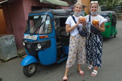 Colombo Tuk Tuk City Tour -Sightseeing Entry Fees & Food Included - Temples and Fort landmarks: the Colombo that shaped the city