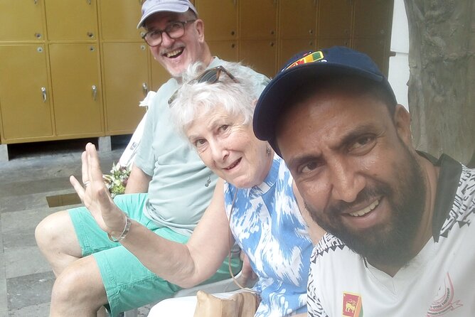 Colombo Tuk Tuk city tour with friendly Tuk driver(All inclusive) - Port City Colombo via SpeedBay Circuit: modern waterfront aims and a museum stop