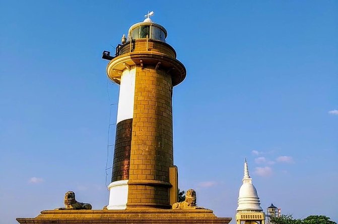 Colombo TUK TUK CITY Tours -Sightseeing Entry Fees - Colombo Fort: Clock Tower, Jami Ul-Alfar Mosque, and Dutch Hospital in one sweep
