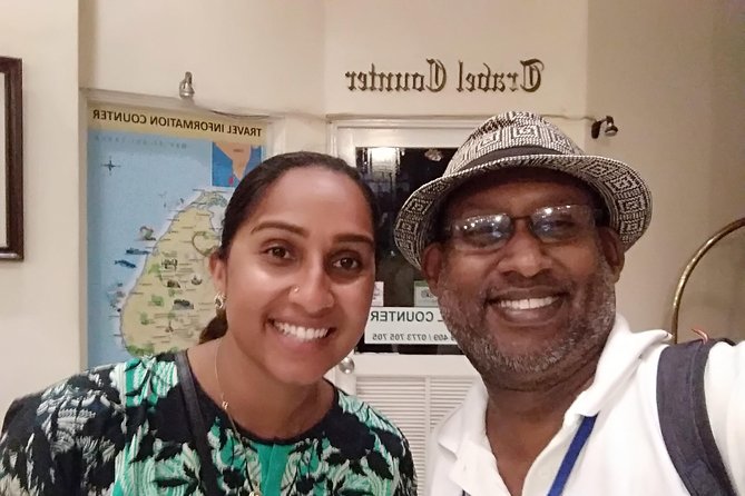 Colombo Walking Tour with Ajeet De Soyza - Pettah Bazaar and Old Town Hall: where history meets real shopping