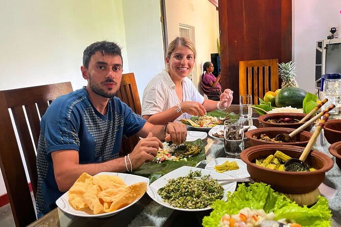 Cooking Class Sri Lanka with Locals - From Market Stalls to a Real Family Table