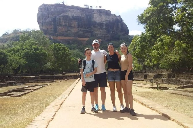 Dambulla & Sigiriya Day Tour from Colombo / Negombo with Lunch - Key points to know before you go