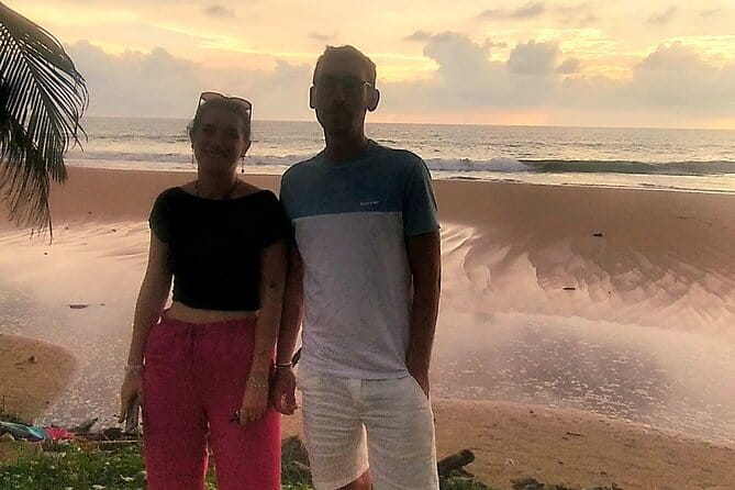 Day trips to Galle from colombo Visiting Its Highlights - Kande Viharaya Temple: Giant Buddha and Real Buddhist Practice