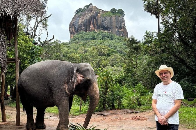 Explore Wonders of Sri Lanka 7 Days Private Tour - Day 2: Spice Garden, Dambulla Caves, Sacred Tooth Temple, and Kandy Night Culture