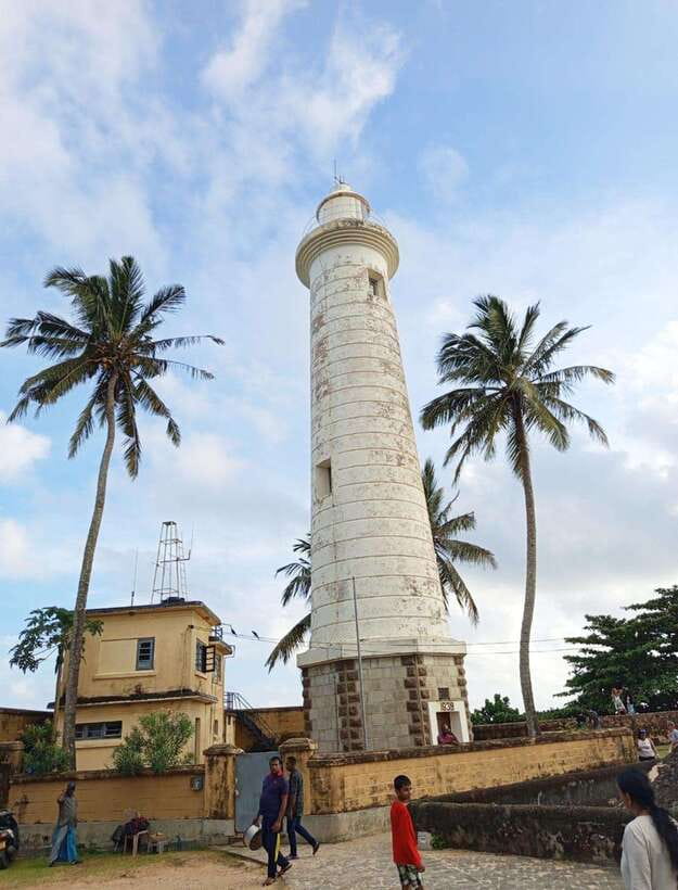 From Colombo/Negombo: Galle, Madu River, and Turtle Hatchery - Unawatuna and stilt fishermen: photos, local rhythm, and a lunch break you control