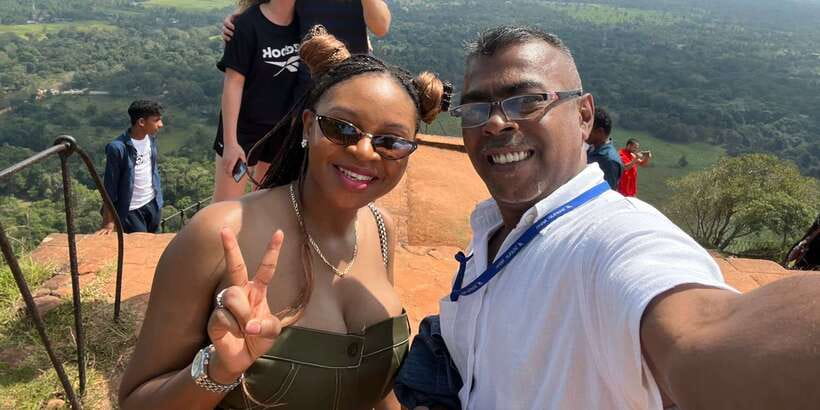 From Kandy: Sigiriya, Dambulla and Minneriya Private Tour - The lunch break near Sigiriya plus a cooking class stop