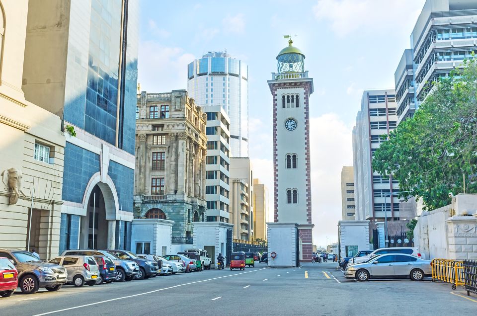 Guided Colombo Half-Day City Tour - Lak Medura shopping time: a chance to slow down and browse