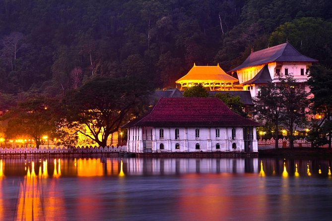 Kandy and Pinnawala Private Day Tour from Colombo/Negombo - Temple of the Sacred Tooth Relic: Cultural Main Event, Plus Ticket Planning