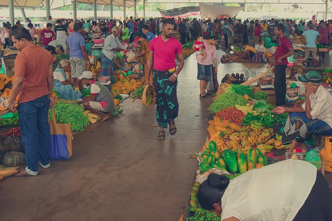 Market Tour and Hands-On Cooking Class Colombo - Practical logistics: meeting point, mobile ticket, and small group flow