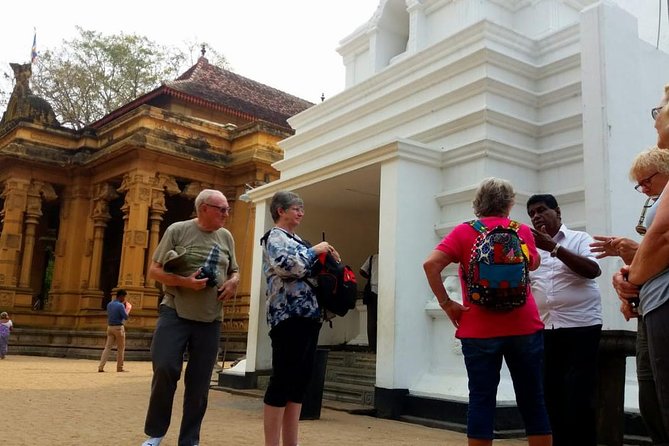 Private Half-Day Colombo City Tour - Gangaramaya (Vihara) Buddhist Temple: The Biggest Spiritual Moment