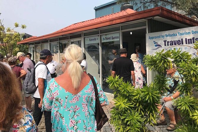 Shore Excursion Kelaniya Temple & Colombo City Tour - Colombo Light House and the 100-Year-Old Clock Tower: quick hits you can’t fake