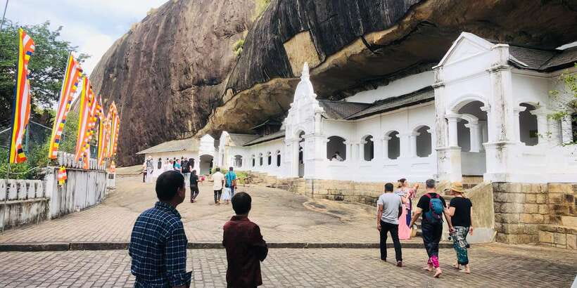 Sigiriya and Dambulla Private Full-Day Tour - Fortress time plus lunch and a food tasting