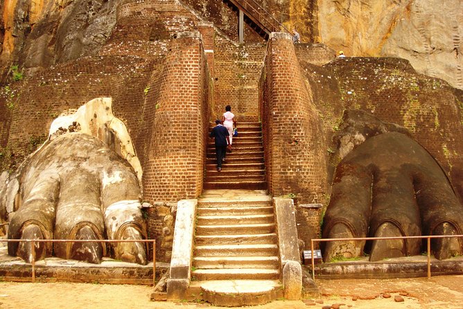 Sigiriya Day Tour from Colombo or Negombo by Private Car / Van - Price and value: what $150 per person really buys