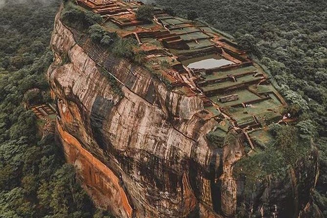 Sigiriya Rock and Dambulla Cave Temple Day Tour - Pickup From Colombo and the Rhythm of a Long Day