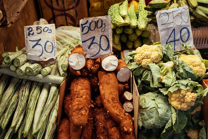 The 10 Tastings of Colombo With Locals: Private Street Food Tour - Old Town Hall to All Saints Church: Exotic Fruit, Then Lamprais or Kottu
