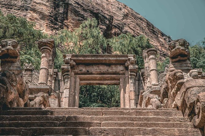 Three Ancient Kingdoms Tour | from Colombo - Colombo logistics: a 6:00 am start that actually helps